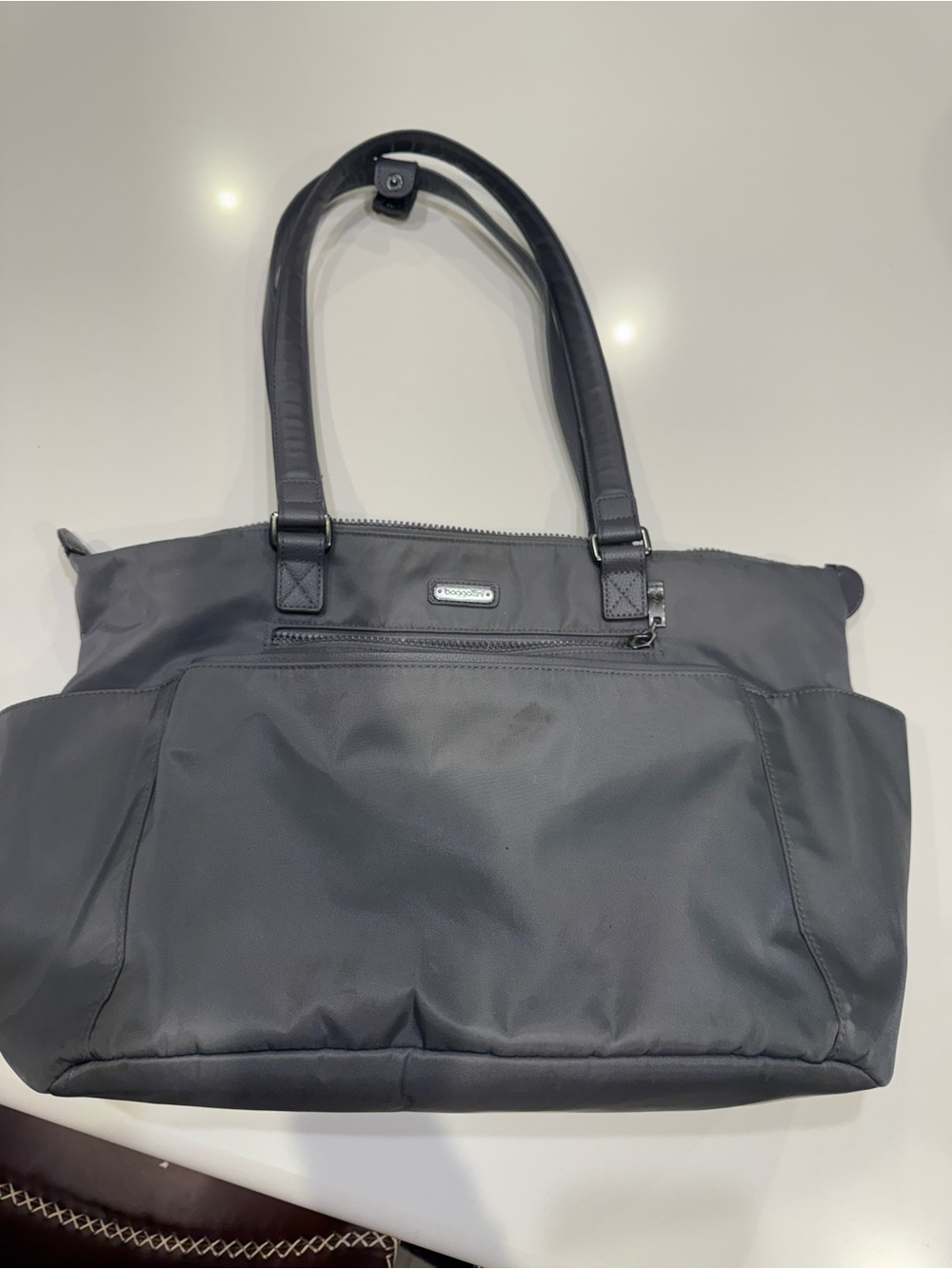 Bagalini Women's Black Tote Bag - Classic Everyday Shoulder Bag